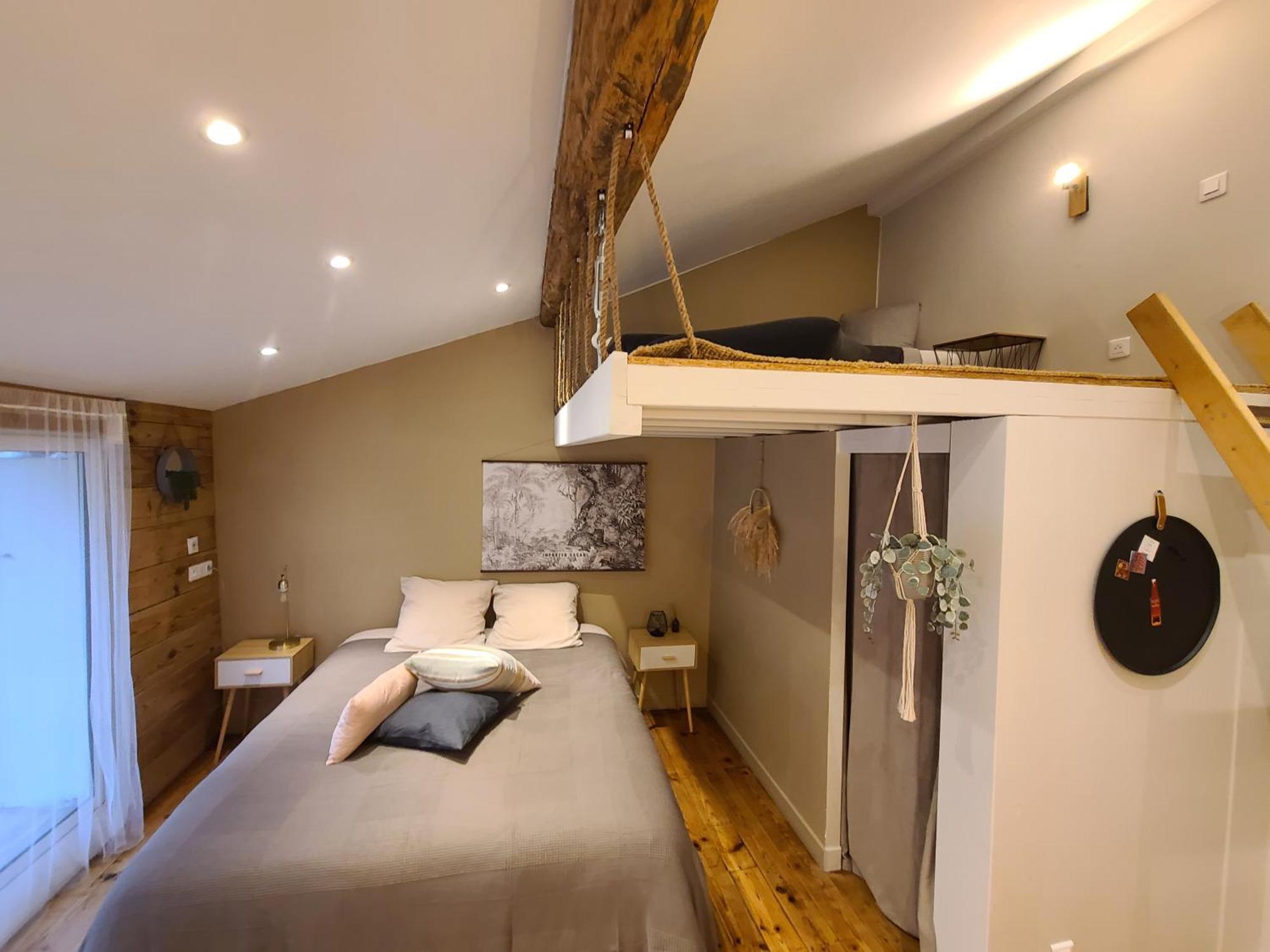 Hotel Plan B Saint-Jean-Pied-de-Port Zewnętrze zdjęcie